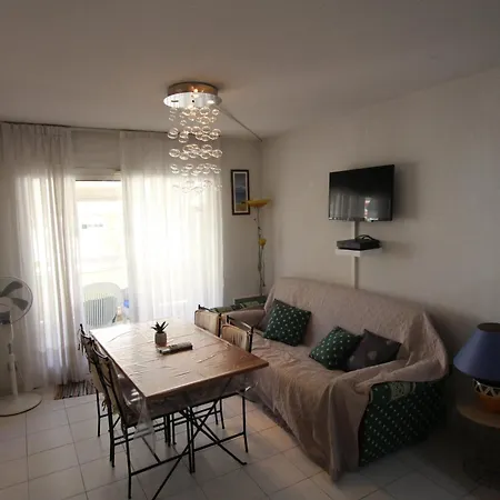 Charming Apartment 15 Mins Away From The Palais Des Festivals